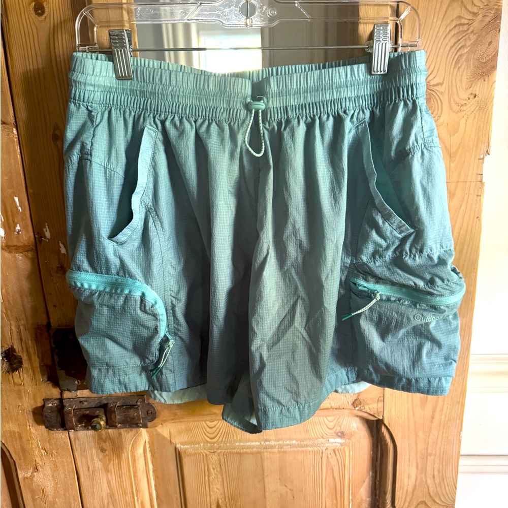 LN Outdoor Voices Women’s Windbreaker 3” Shorts Sz L
